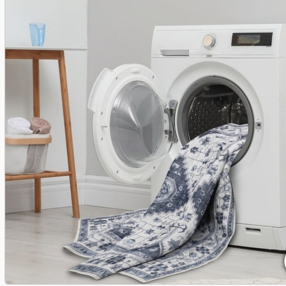 Oos - Picture 3 of 5